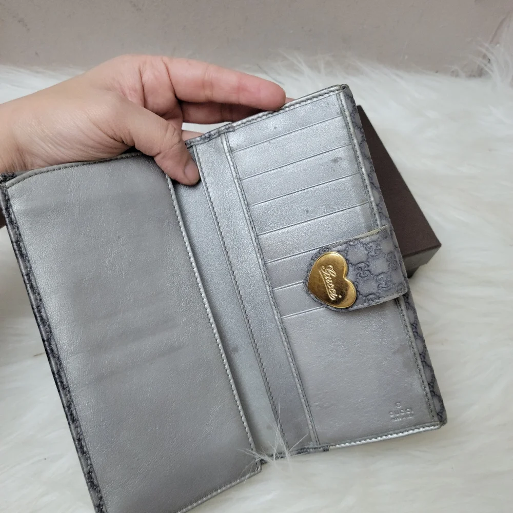 100% Authentic Gucci GG heart long wallet - Picture 2 of 16